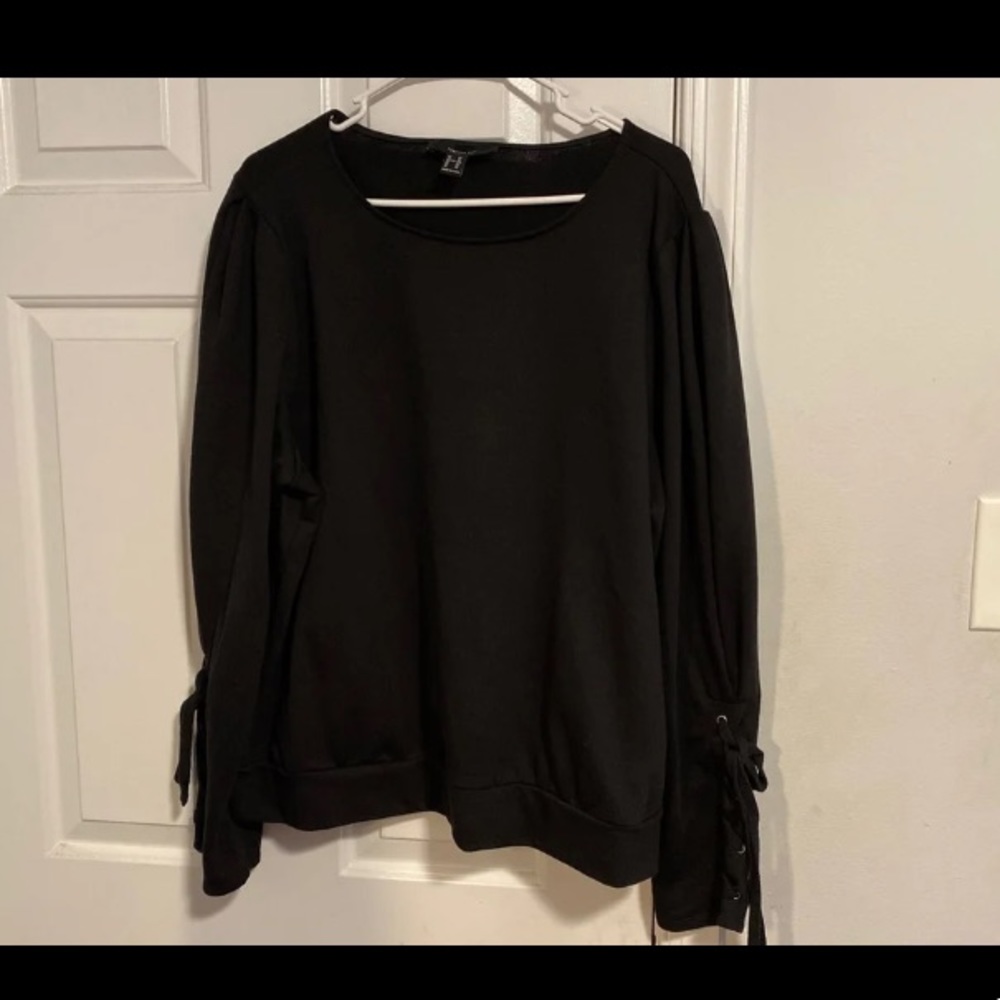 Black Laced Sleeve Sweater